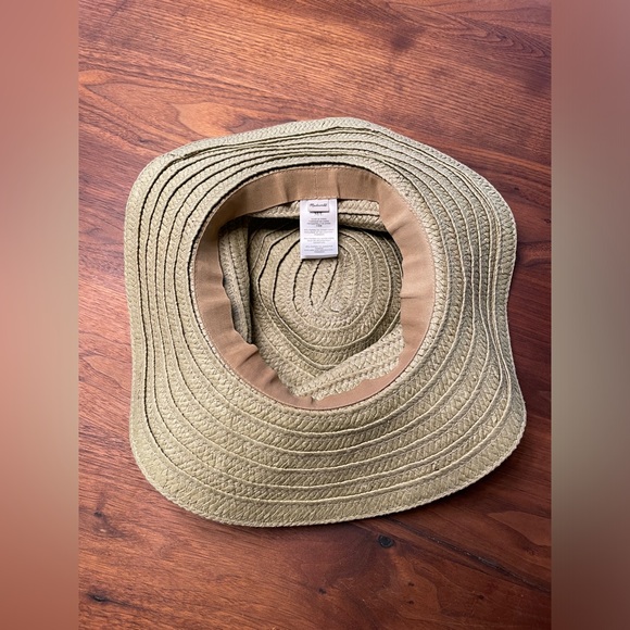 Madewell Straw Hat - Picture 3 of 3